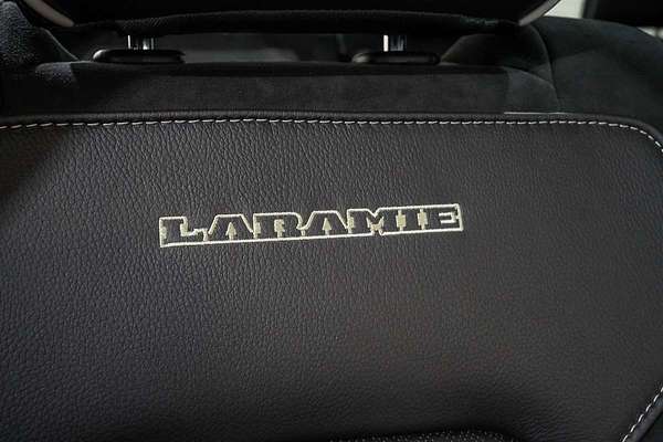 2025 RAM 1500 Laramie Sport Hurricane SO RamBox DT 4X4 SWB