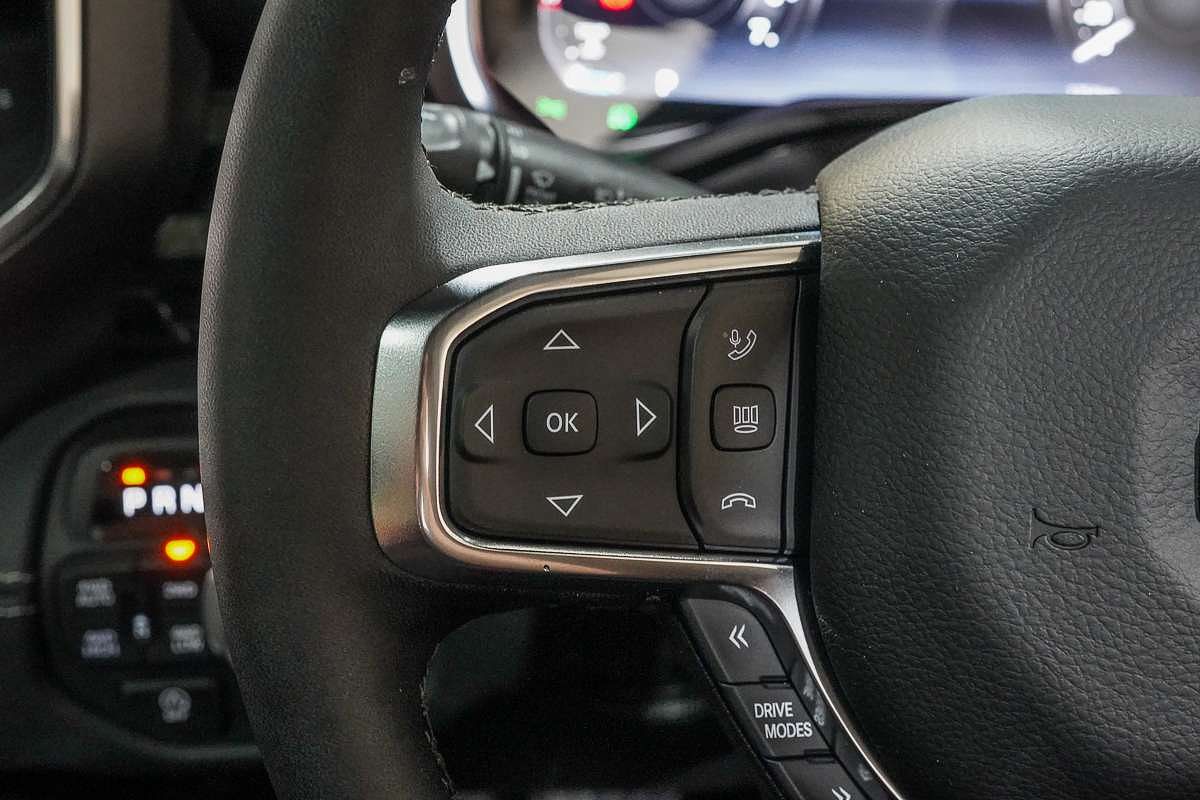 2025 RAM 1500 Laramie Sport Hurricane SO RamBox DT 4X4 SWB