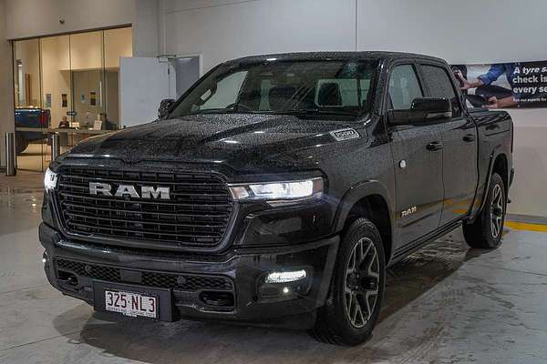 2025 RAM 1500 Laramie Sport Hurricane SO RamBox DT 4X4 SWB