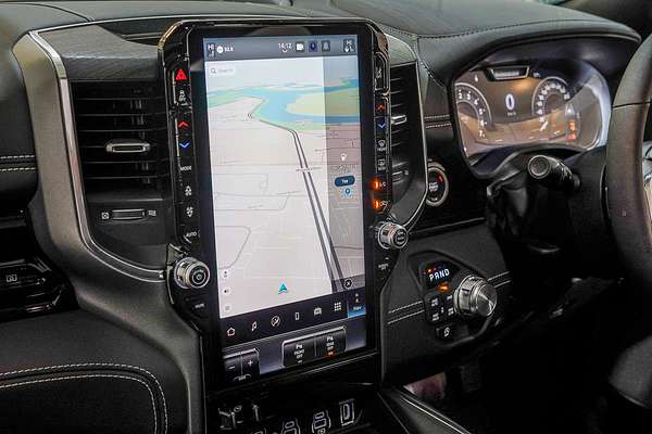 2025 RAM 1500 Laramie Sport Hurricane SO RamBox DT 4X4 SWB