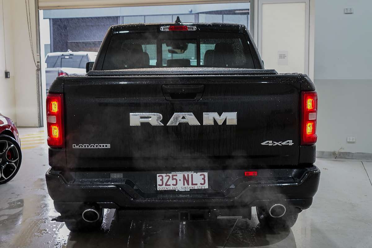 2025 RAM 1500 Laramie Sport Hurricane SO RamBox DT 4X4 SWB