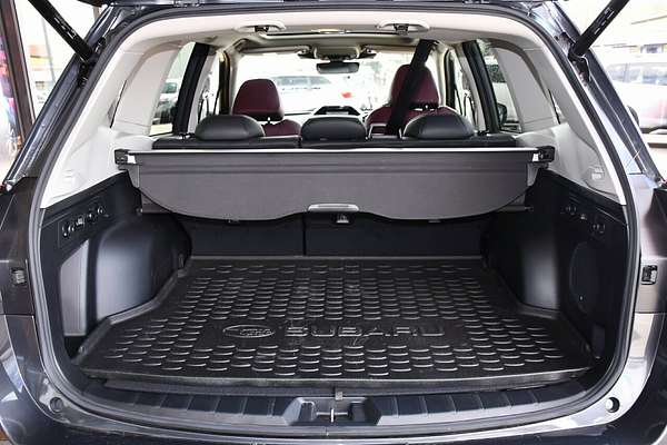 2024 Subaru Forester STI Sport S5
