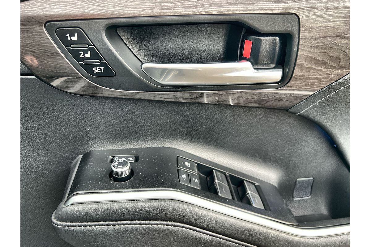 2021 Toyota Kluger Grande AXUH78R