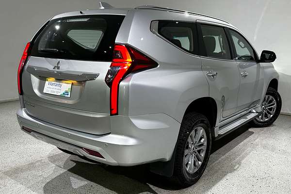 2022 Mitsubishi Pajero Sport GLX QF
