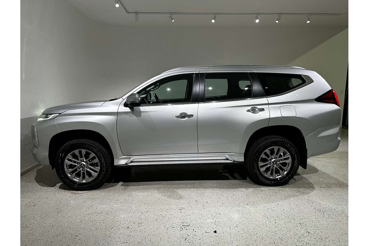 2022 Mitsubishi Pajero Sport GLX QF