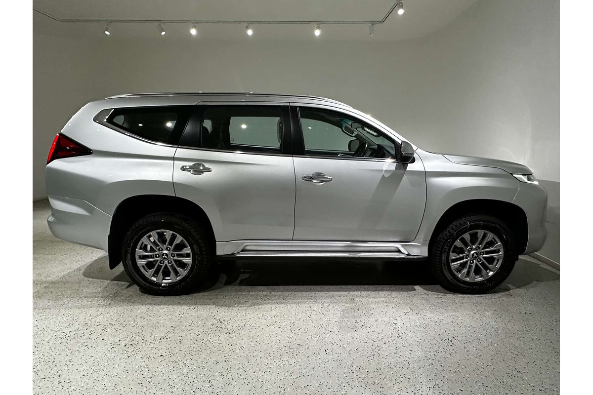 2022 Mitsubishi Pajero Sport GLX QF