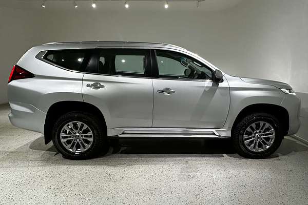 2022 Mitsubishi Pajero Sport GLX QF