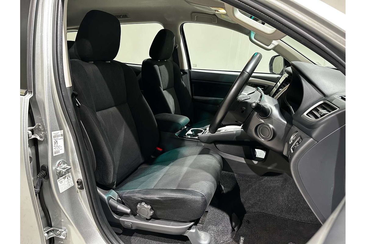 2022 Mitsubishi Pajero Sport GLX QF
