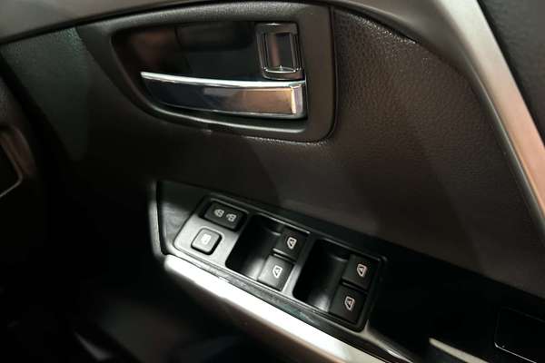 2022 Mitsubishi Pajero Sport GLX QF