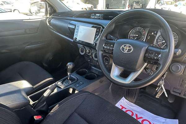 2022 Toyota Hilux SR GUN126R 4X4