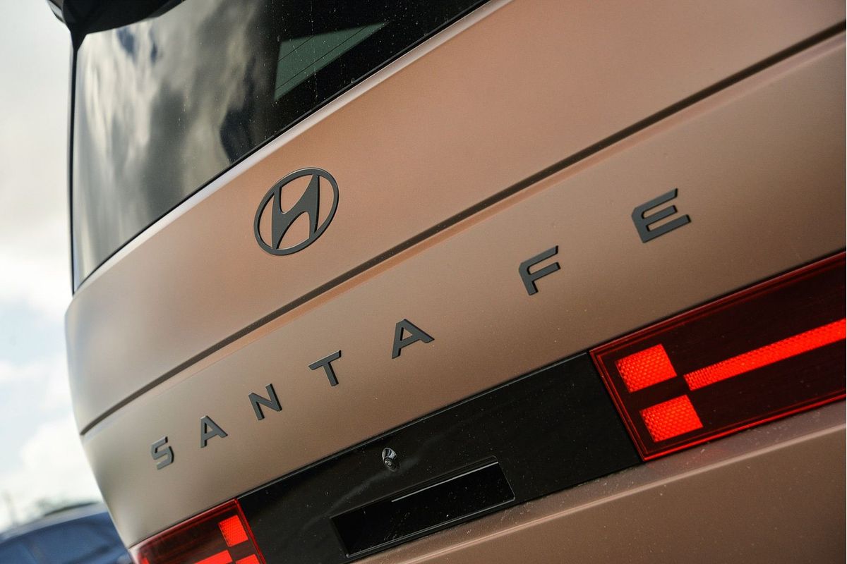 2025 Hyundai Santa Fe Hybrid Calligraphy MX5.V1