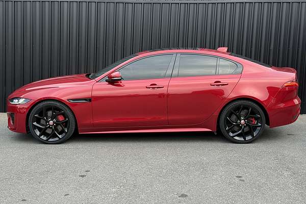 2020 Jaguar XE P300 R-Dynamic SE X760