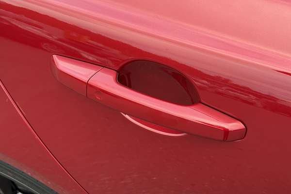 2020 Jaguar XE P300 R-Dynamic SE X760