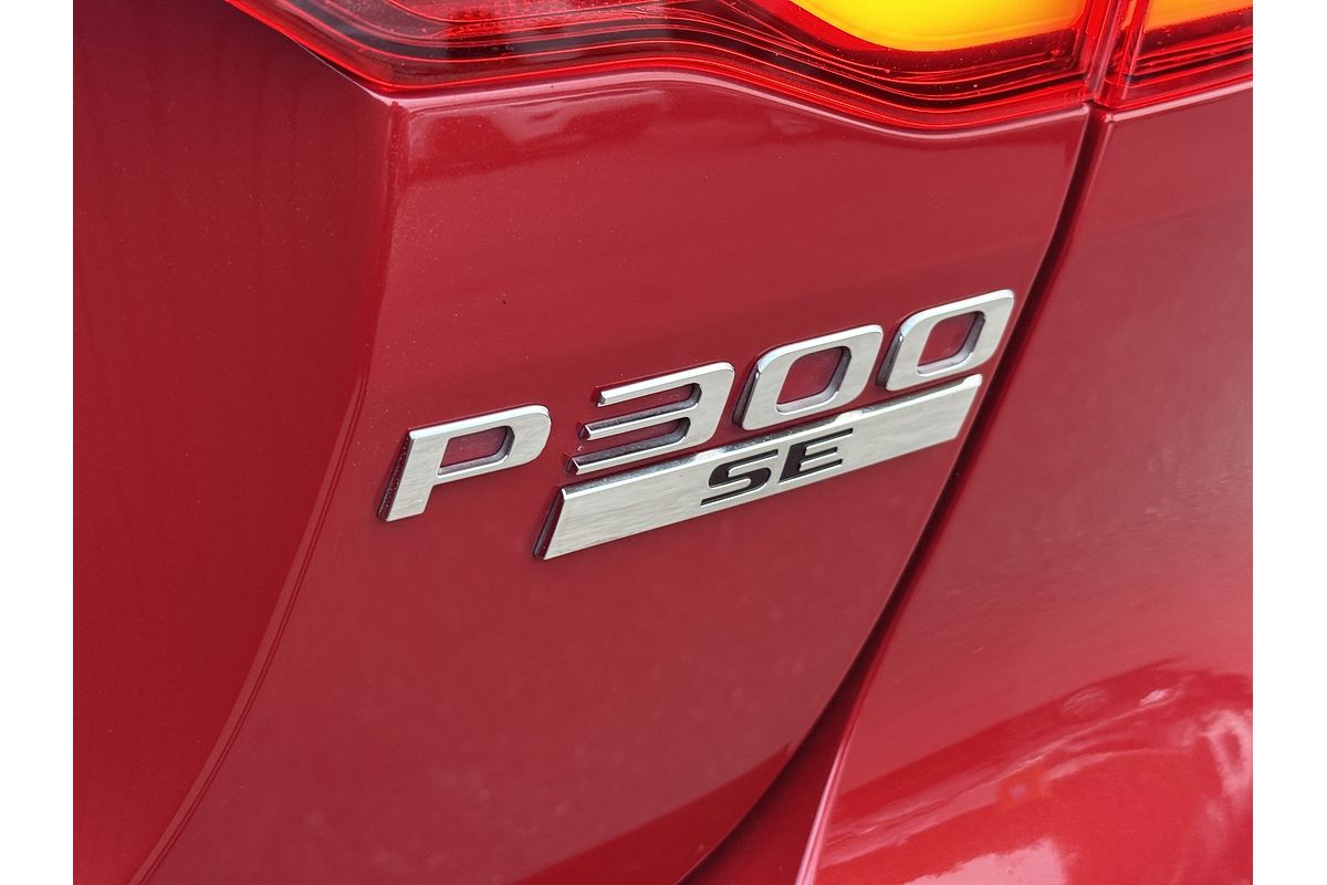 2020 Jaguar XE P300 R-Dynamic SE X760