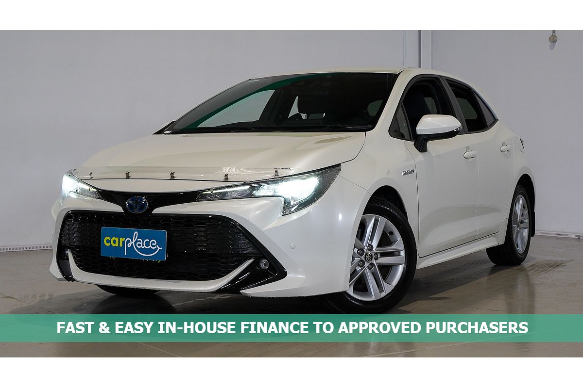 2018 Toyota Corolla SX Hybrid ZWE211R