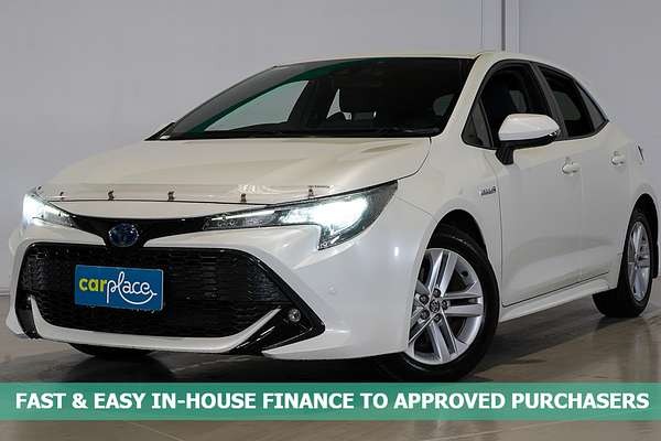 2018 Toyota Corolla SX Hybrid ZWE211R