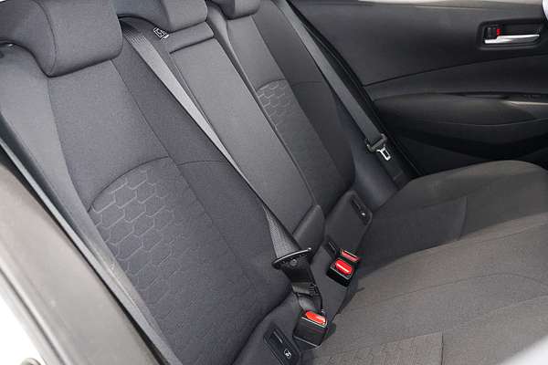2018 Toyota Corolla SX Hybrid ZWE211R