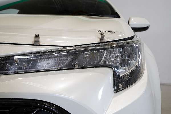2018 Toyota Corolla SX Hybrid ZWE211R