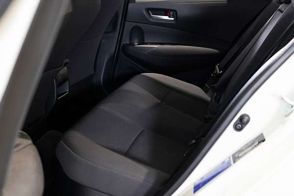 2018 Toyota Corolla SX Hybrid ZWE211R