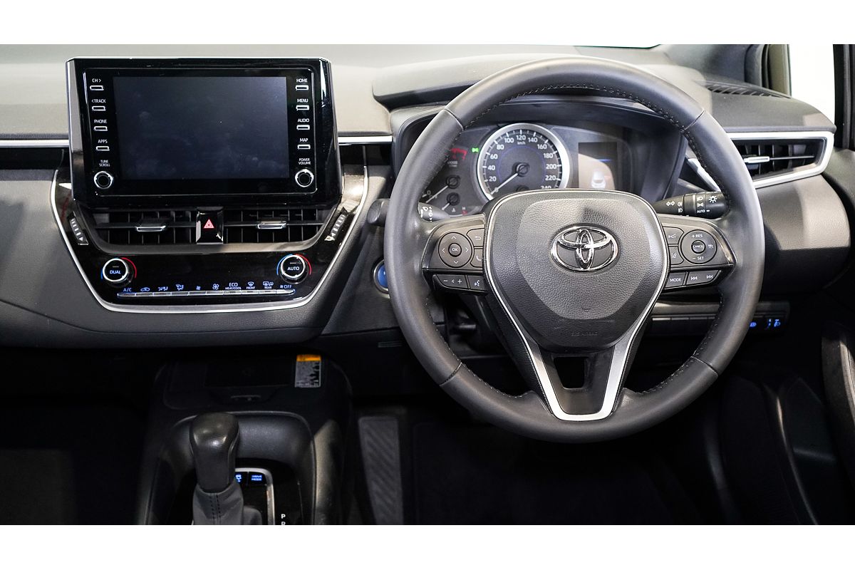 2018 Toyota Corolla SX Hybrid ZWE211R