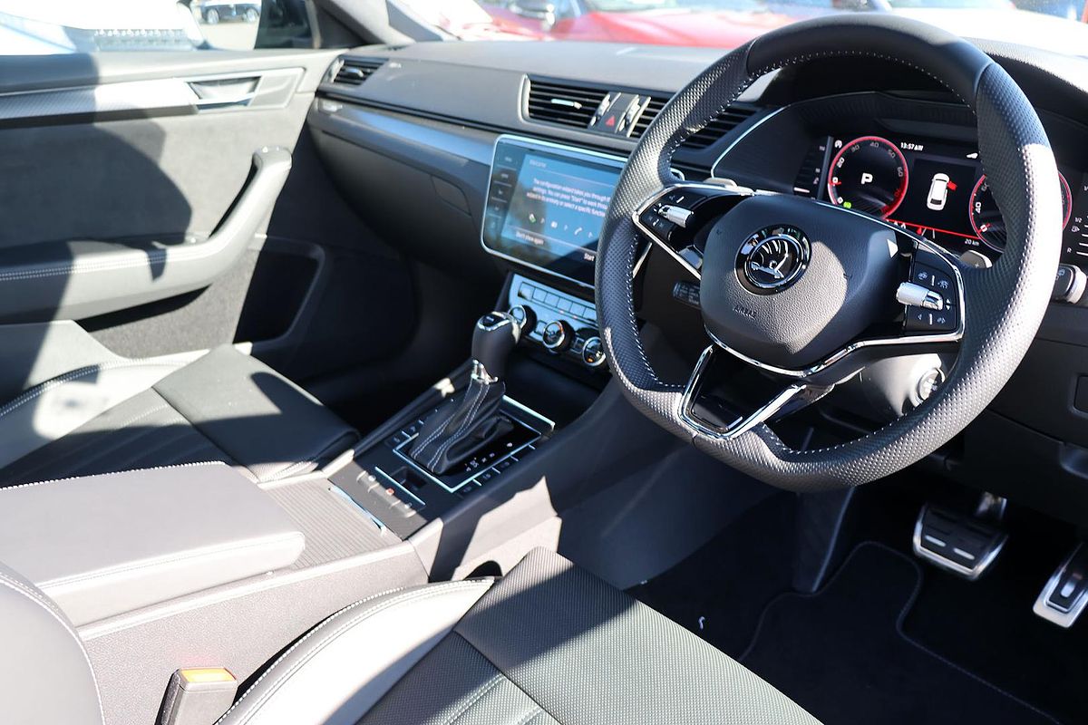 2024 SKODA Superb 206TSI SportLine NP