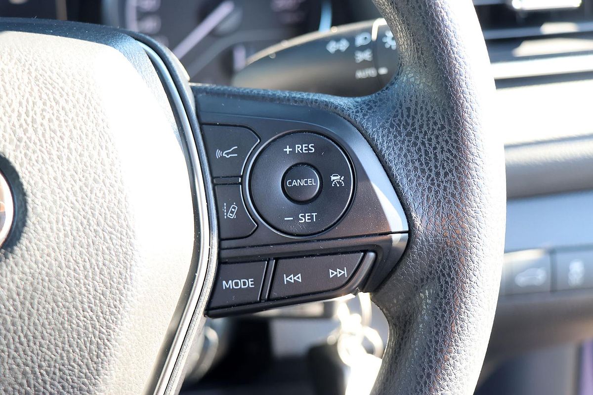 2018 Toyota Camry Ascent ASV70R