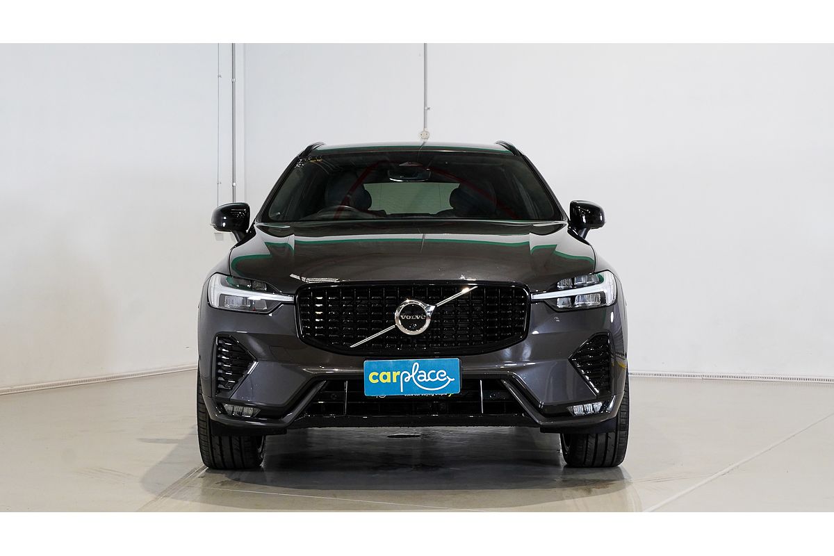 2021 Volvo XC60 B6 R-Design