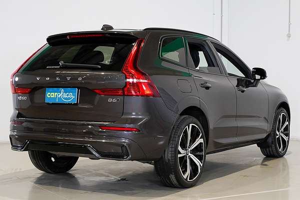 2021 Volvo XC60 B6 R-Design