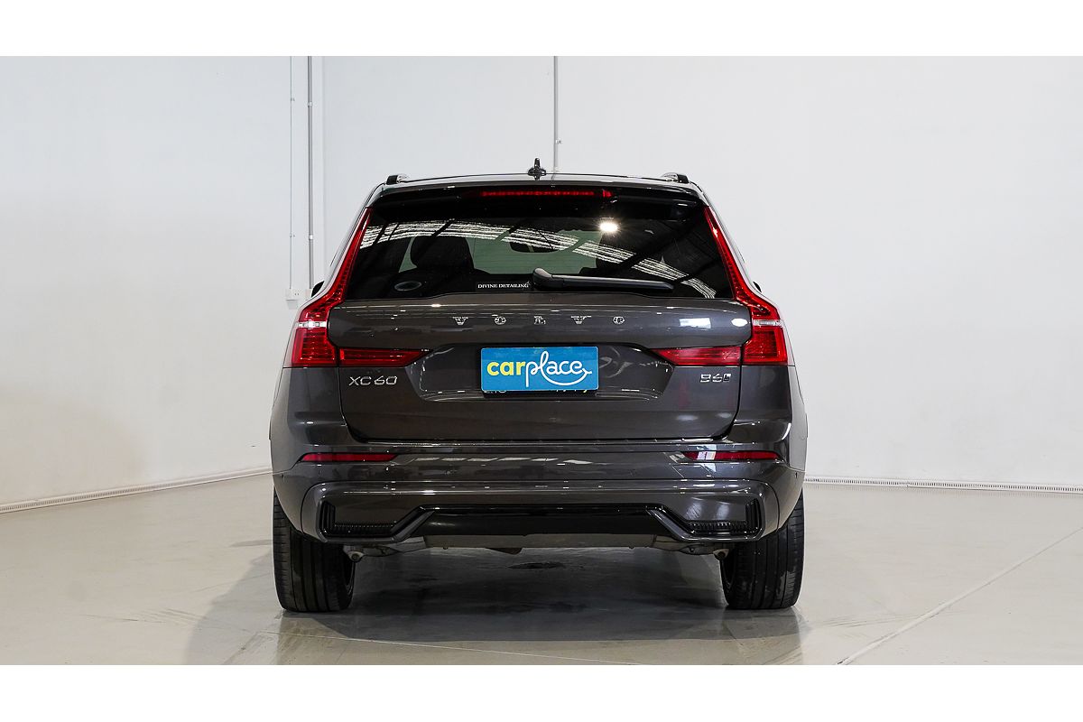 2021 Volvo XC60 B6 R-Design
