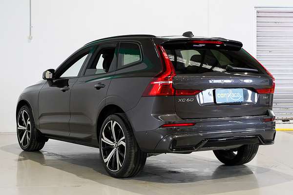 2021 Volvo XC60 B6 R-Design