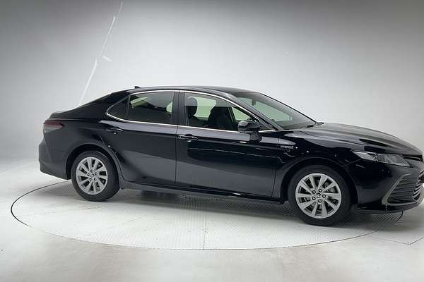 2024 Toyota Camry Ascent AXVH70R