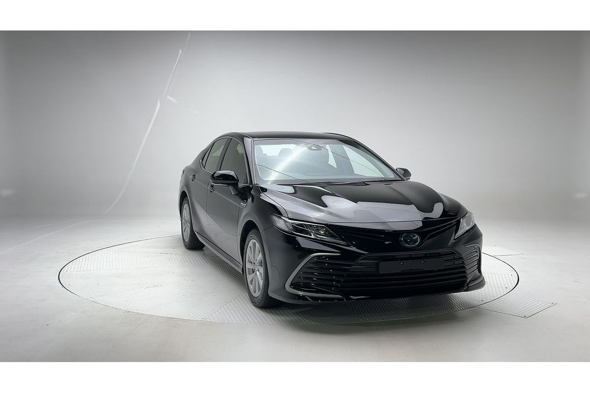 2024 Toyota Camry Ascent AXVH70R