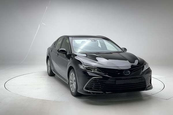2024 Toyota Camry Ascent AXVH70R