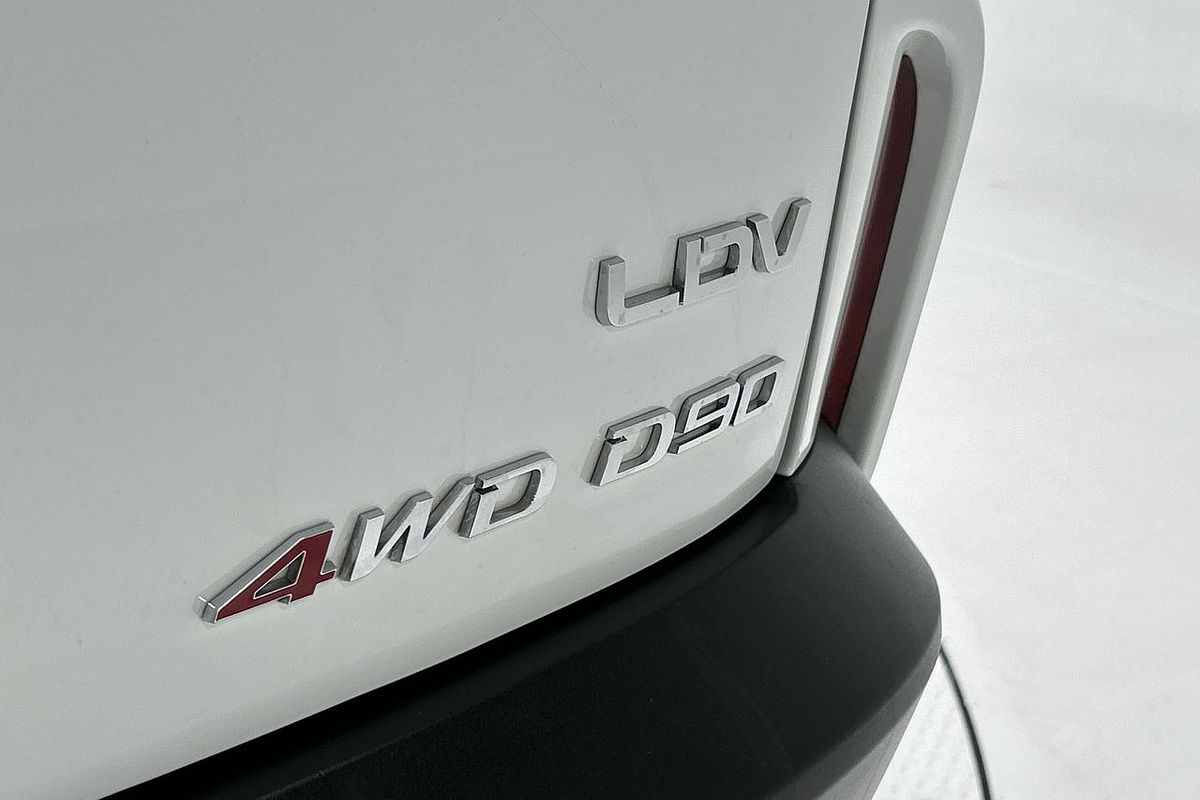 2022 LDV D90 Executive SV9A