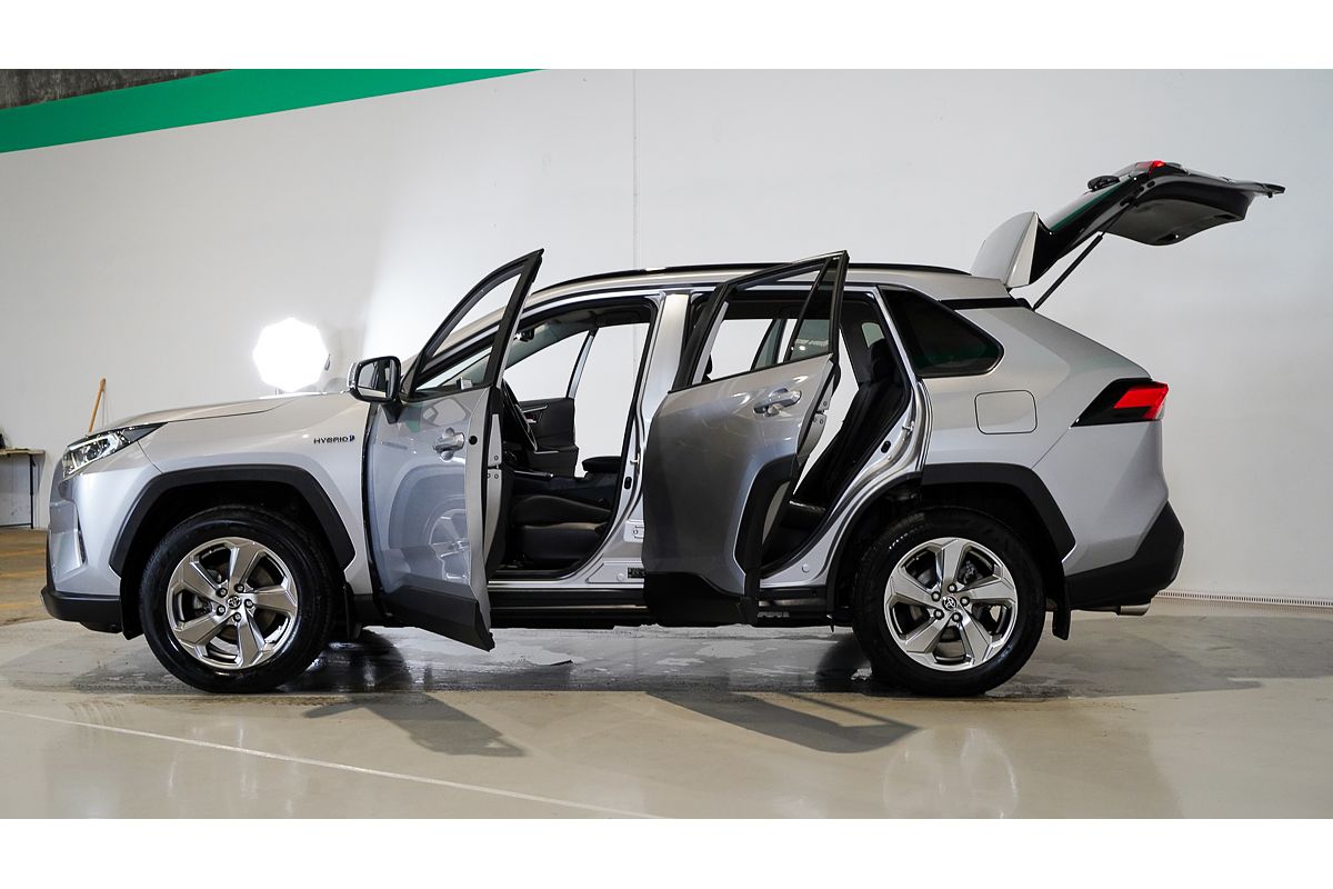 2021 Toyota RAV4 GXL AXAH54R