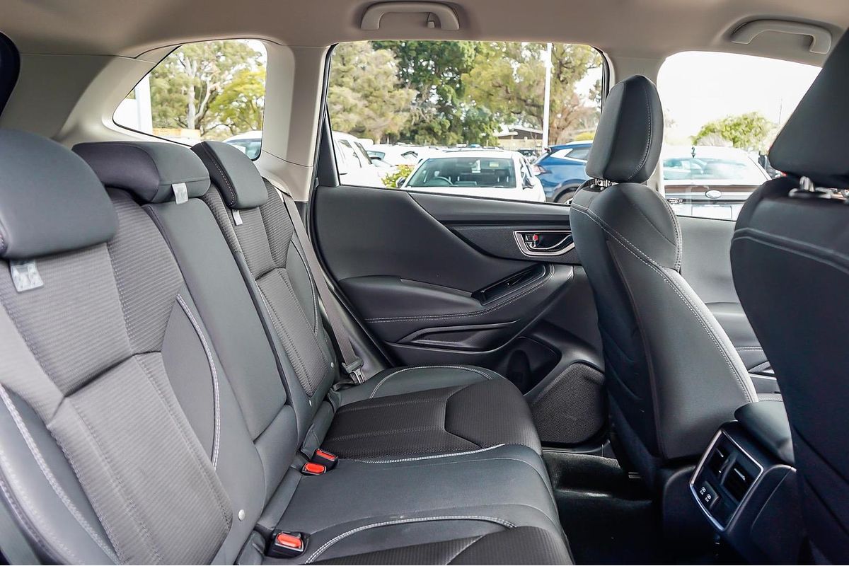 2024 Subaru Forester 2.5i S5