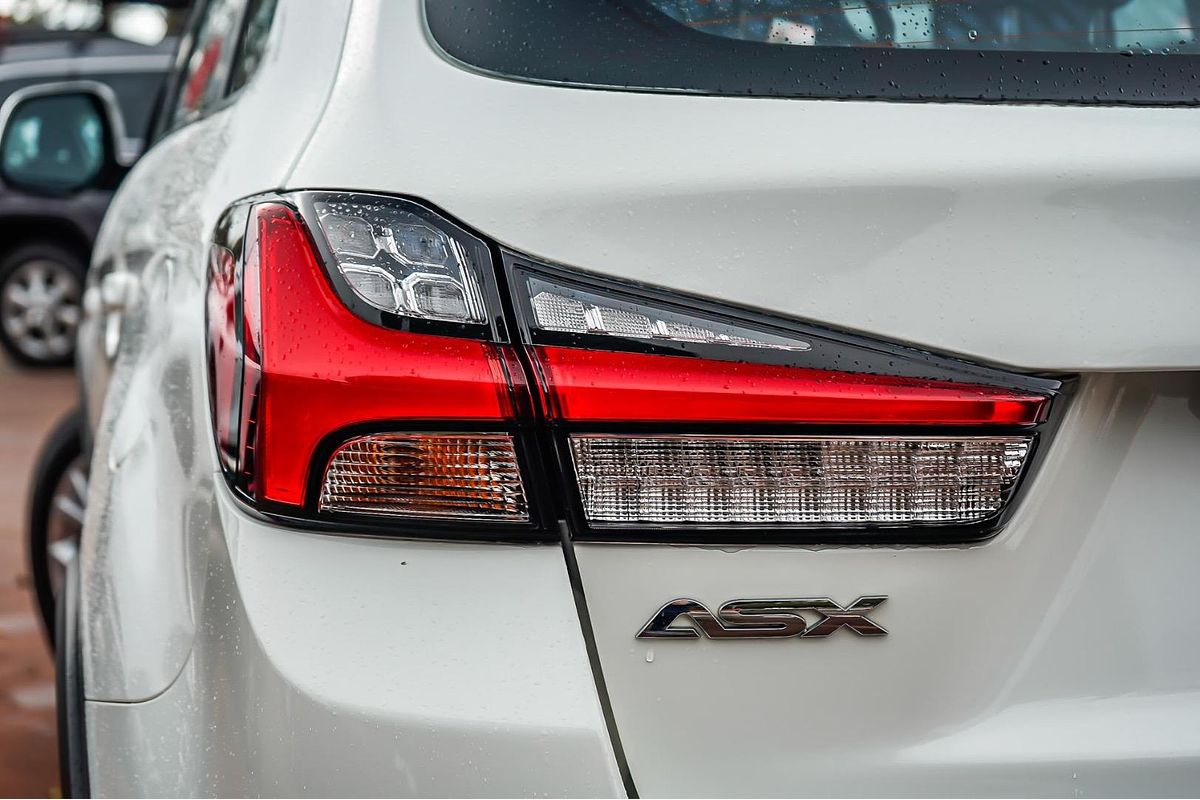 2022 Mitsubishi ASX ES XD