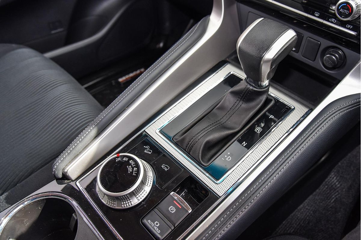 2020 Mitsubishi Pajero Sport GLX QF