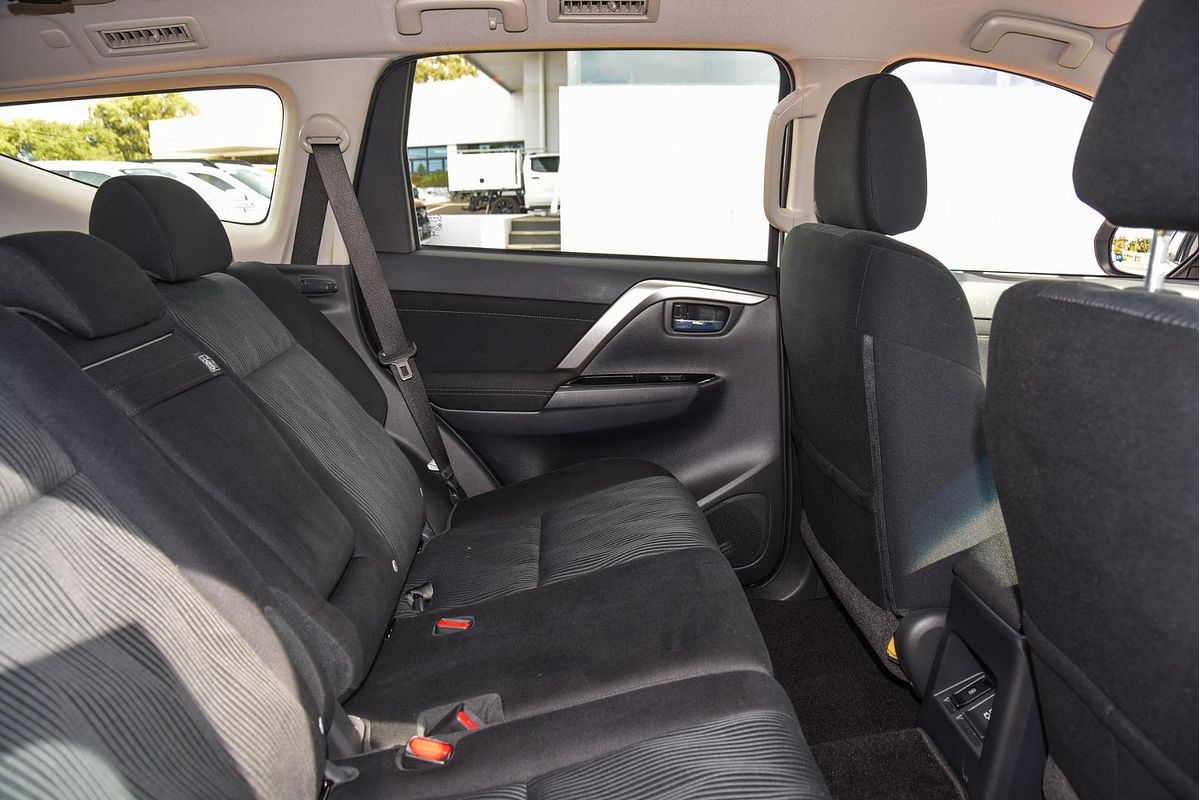2020 Mitsubishi Pajero Sport GLX QF