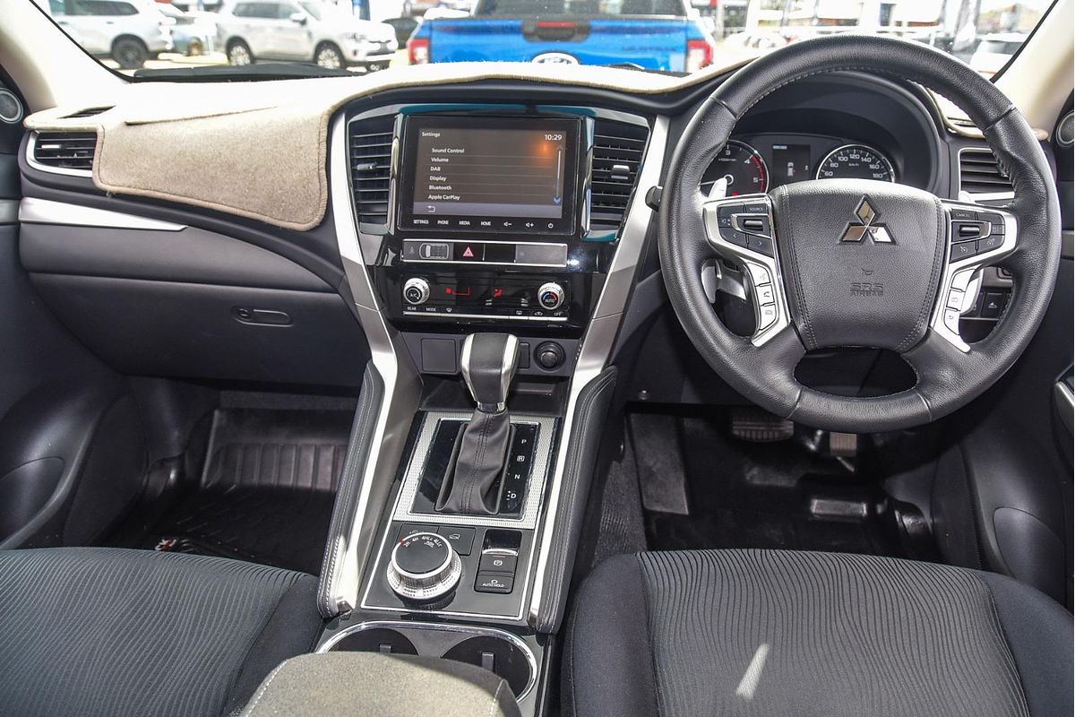 2020 Mitsubishi Pajero Sport GLX QF