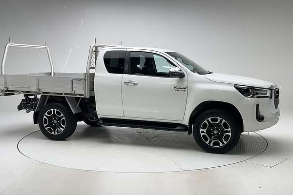 2022 Toyota Hilux SR5 GUN126R 4X4