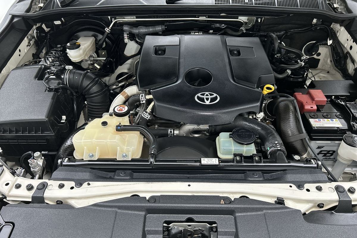2022 Toyota Hilux SR5 GUN126R 4X4
