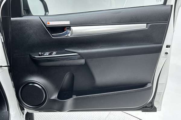 2022 Toyota Hilux SR5 GUN126R 4X4