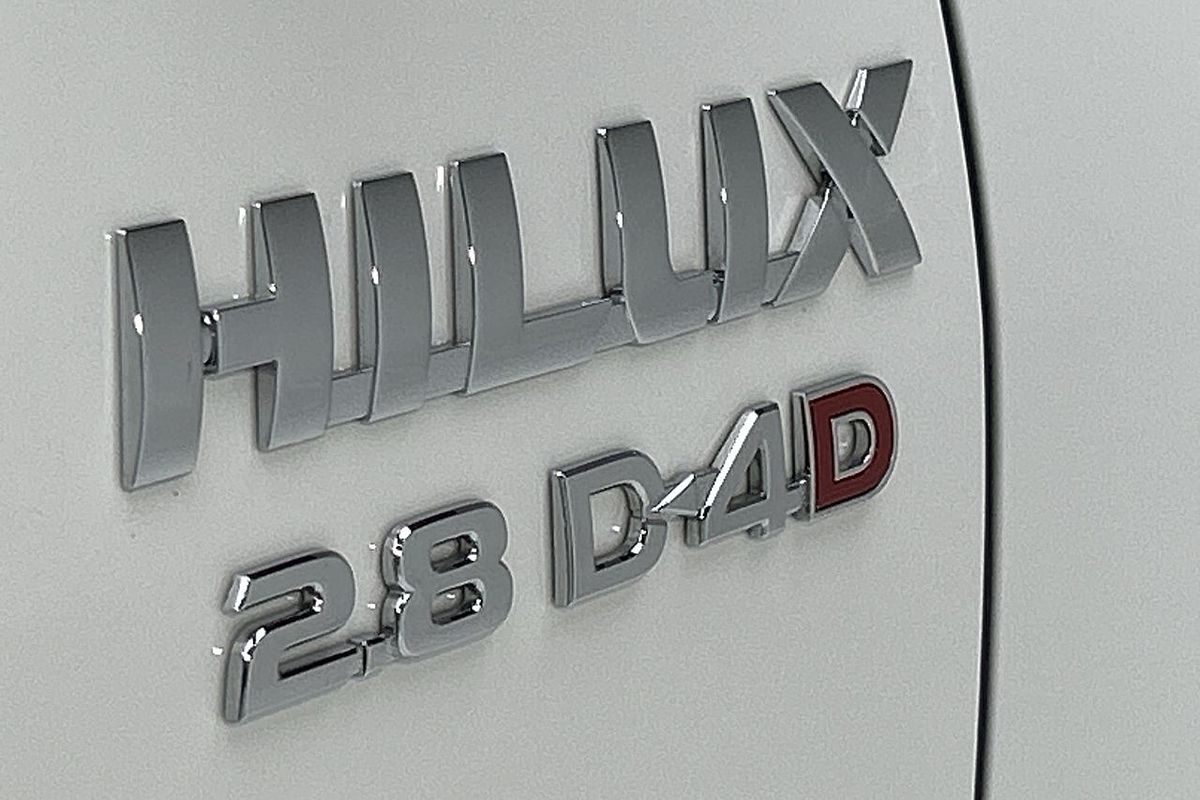 2022 Toyota Hilux SR5 GUN126R 4X4