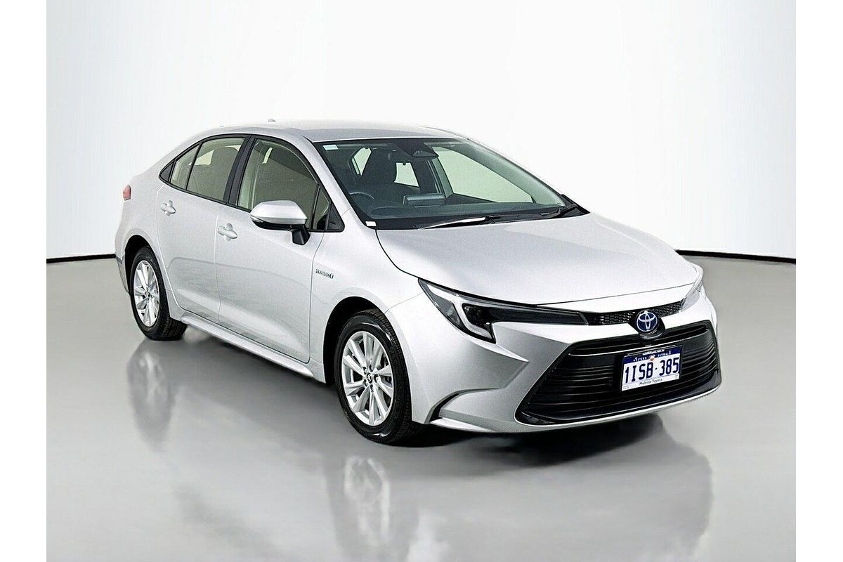 2023 Toyota Corolla Corolla Sedan 1.8L Hyb CVT Ascent Sport