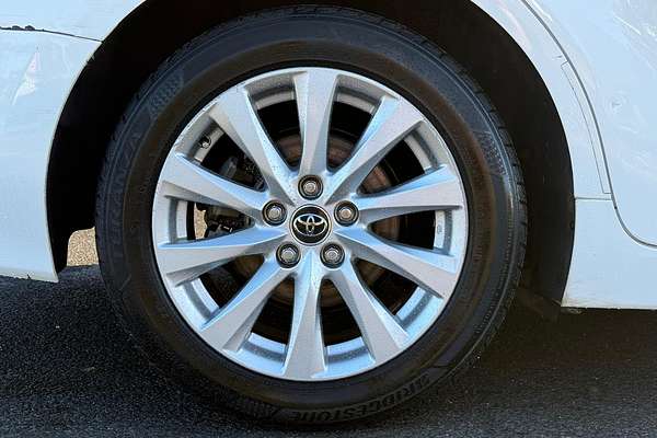 2019 Toyota Camry Ascent AXVH71R