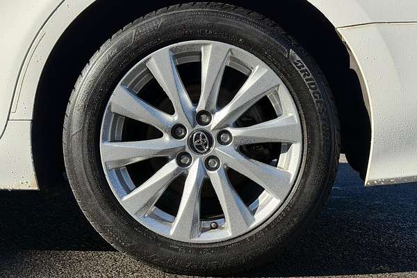 2019 Toyota Camry Ascent AXVH71R