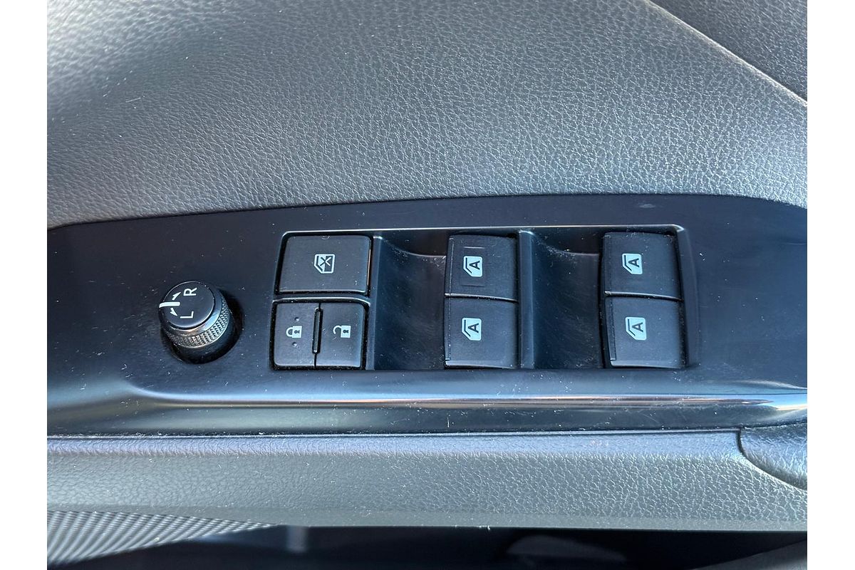 2019 Toyota Camry Ascent AXVH71R