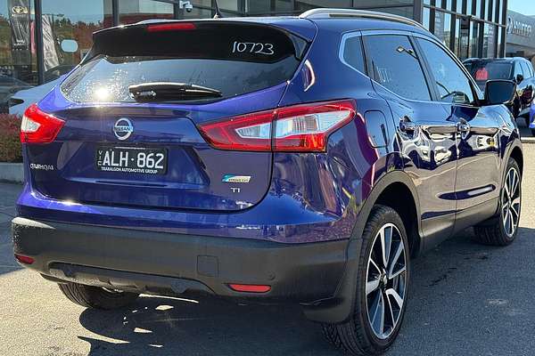 2016 Nissan QASHQAI Ti J11