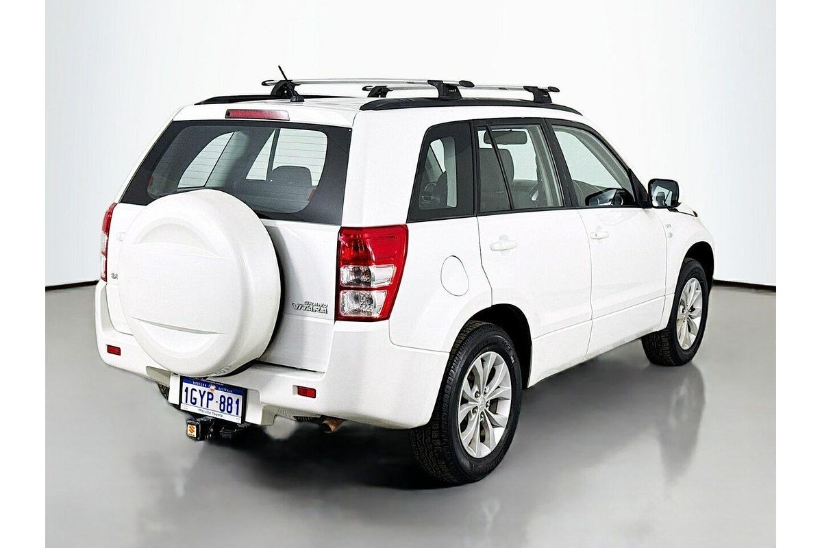 2013 Suzuki Grand Vitara JB